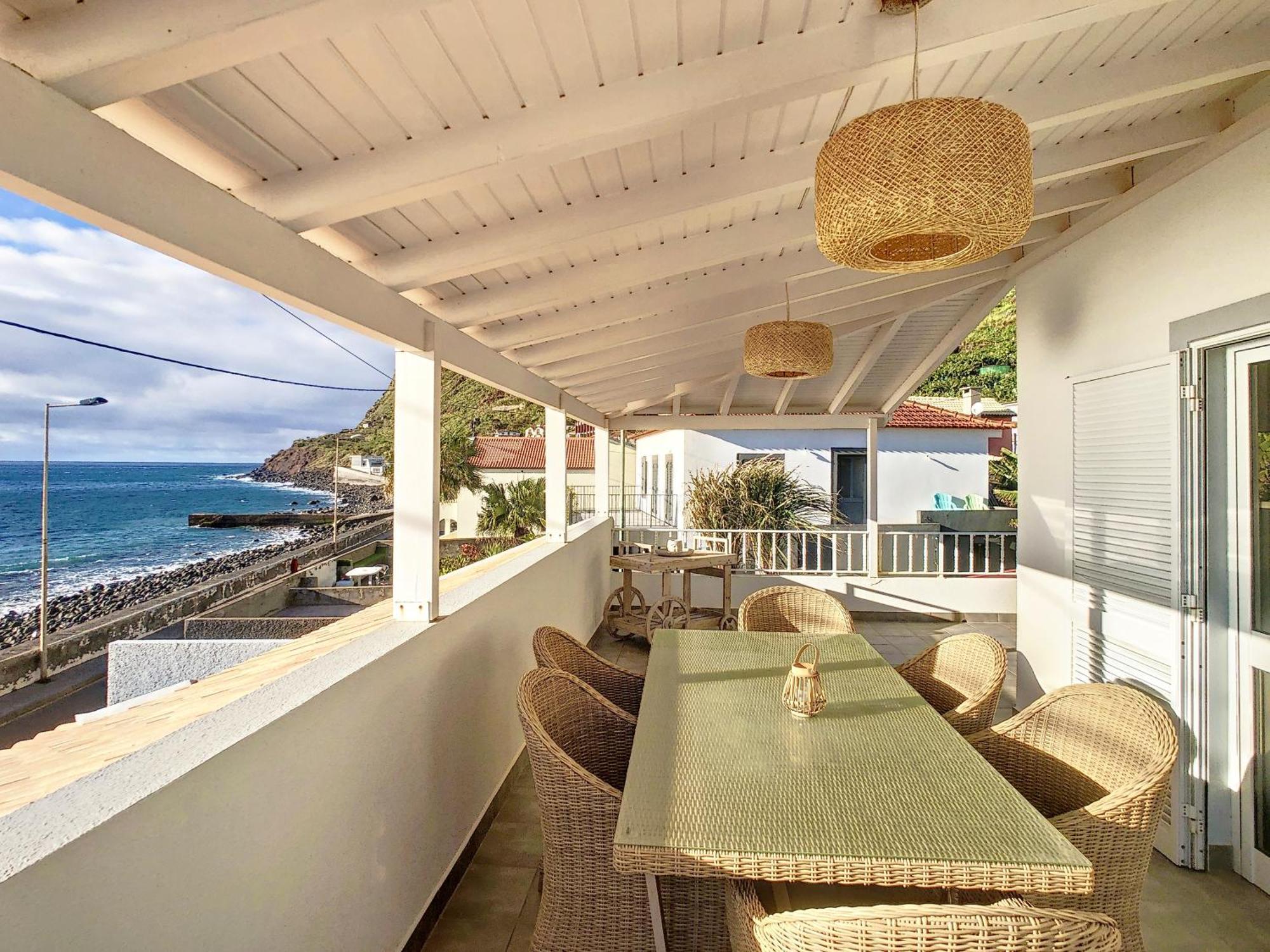 Naya Beach House By Lovelystay Malseira Exterior photo